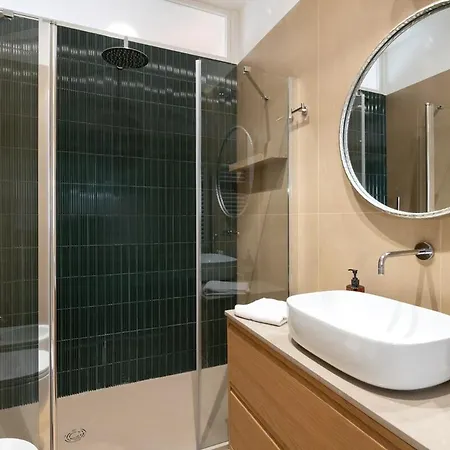 3 Bedroom Superior Trastevere 아파트 *